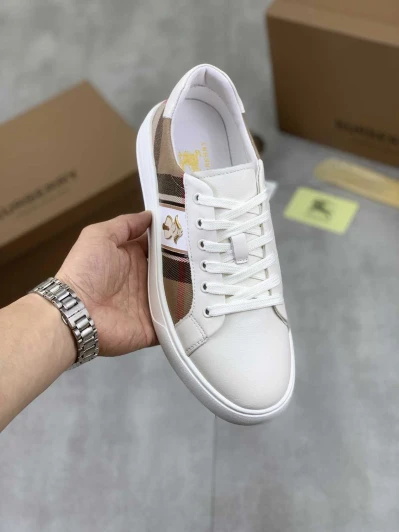 Burberry Low-Top Sneakers White Leather Plaid Detail 2