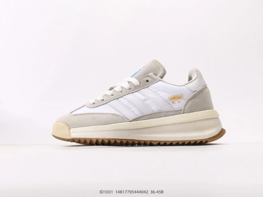 Adidas Sneakers White Suede Rubber Sole ID1031