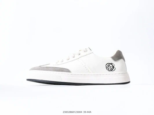 Ecco Sneakers White Suede Grey Round Toe Lace-up Ecco Sneakers White Suede Grey Round Toe Lace-up