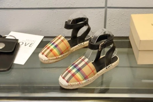 Burberry Espadrille Sandals Beige Plaid Ankle Strap