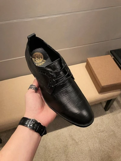 Versace Men's Black Leather Dress Shoes Crocodile Embossed