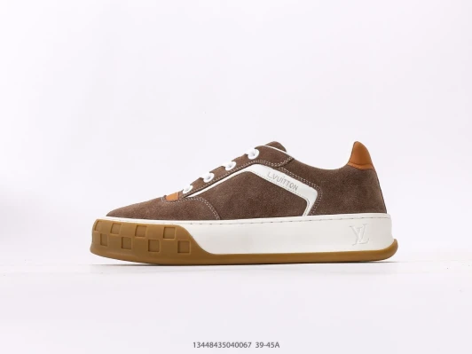 Louis Vuitton Sneakers Brown Suede White Accents LY123456