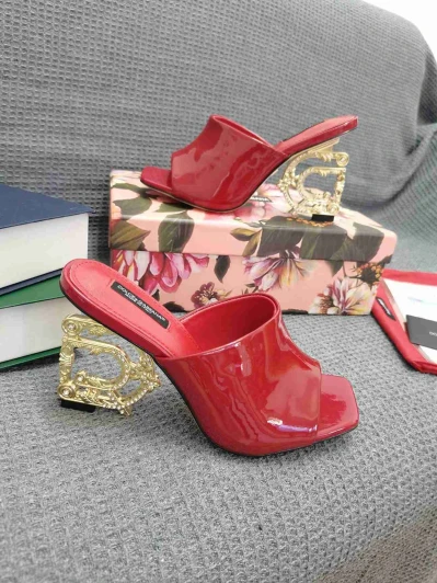 Dolce & Gabbana Mules Red Patent Leather Sculptural Heel