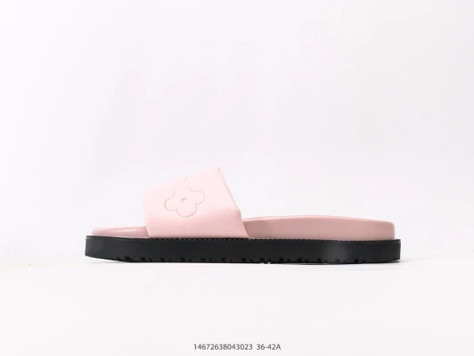 Louis Vuitton Slides Pink Flower Detail