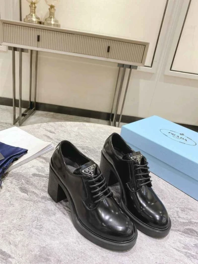 Prada Oxford Shoes Black Patent Leather Lace-Up Block Heel