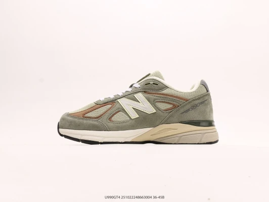 New Balance Sneakers Grey Suede Mesh U990GT4