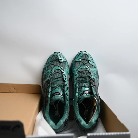 ASICS Gel-Kayano 1201A922-300 Men's Teal Running Shoes