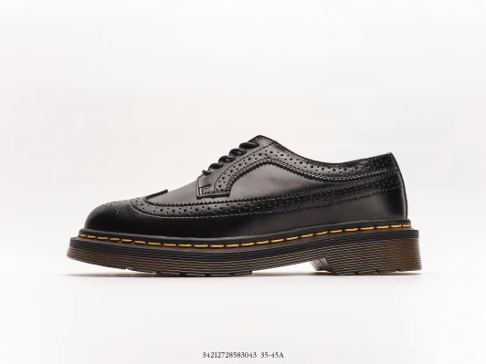 Dr. Martens Brogue Wingtip Black Leather Lace-Up Shoes Dr. Martens Brogue Wingtip Black Leather Lace-Up Shoes
