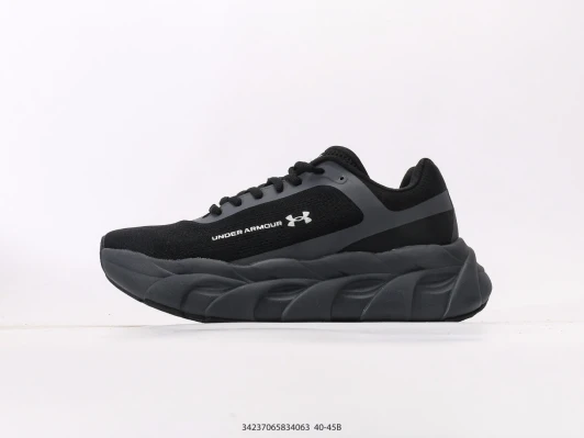 Under Armour Running Shoes Black Mesh Chunky Sole