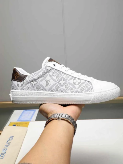 Louis Vuitton Sneakers White Monogram Canvas Leather Detail Louis Vuitton Sneakers White Monogram Canvas Leather Detail