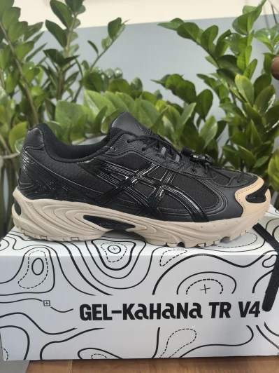 Asics GEL-Kahana TR V4 Black Beige Running Shoes