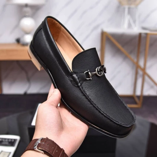Gucci Men's Leather Loafers Black Horsebit Detail Gucci Men's Leather Loafers Black Horsebit Detail