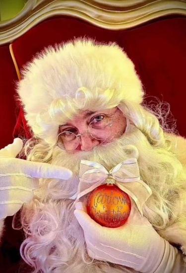 Kris Kringle Gift Ideas That Feel Thoughtful & Personal