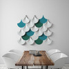Vue d'ensemble d'un mur décoratif composé de mini panneaux 3D FS-Black, style moderne.