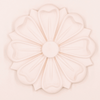 Rosace B3021 est une élégante décoration murale ou de plafond avec un motif floral. Fabriqué en matériau ProFoam léger, il permet une installation sans problème sur n’importe quelle surface. Il est résistant à l’humidité et à la lumière du soleil.