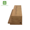 Vue de face du lambris thermo-traité pin sosna 4,2 × 6,8 cm classe AB UTS