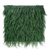 Tapis anti-UV en cyprès vert artificiel 50x50 cm – vue d’ensemble sur fond neutre