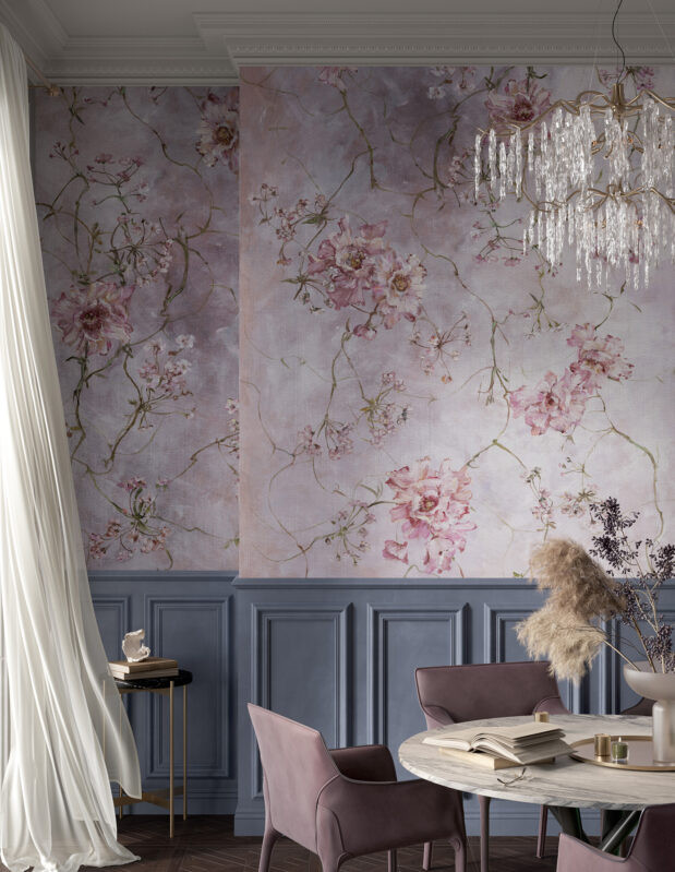 Robe élégante en soie, coupe ajustée, détails en dentelle  
