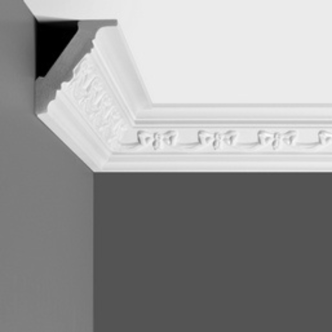 Corniche de plafond COC-061 en vue d'ensemble, design élégant et finition soignée.