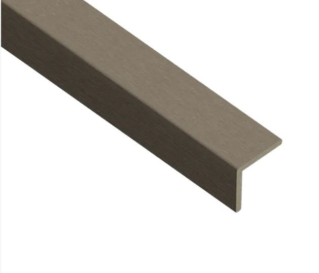 Bande de recouvrement angulaire composite Hartika 4,1 cm x 4,1 cm x 4 m