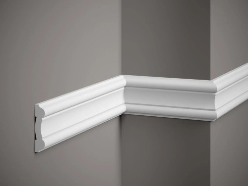 Moulure murale Mardom MDD339, profilé décoratif moyen, finition lisse et élégante.