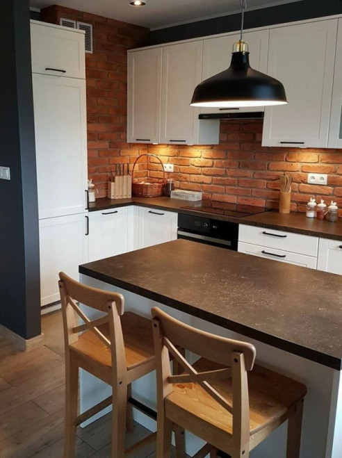 Vue détaillée de la texture et de la couleur variée des briques anciennes anglaises.