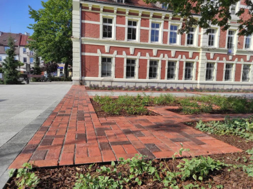 Brique pleine 29 x 14 x 6 cm, idéale pour allées, terrasses et chemins. Disponible en plusieurs colo