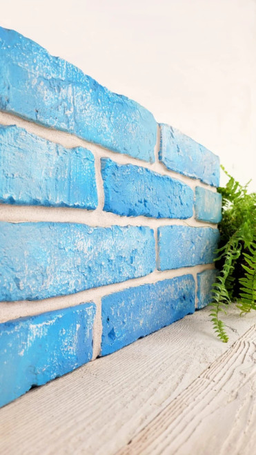 Jaune pastel doux et élégant, parfait pour un intérieur apaisant.