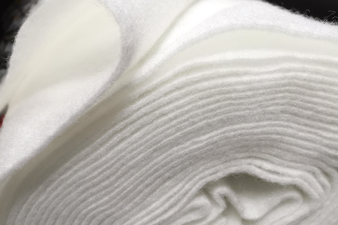 Low Loft Bonded Batting 100 Polyester 115cm (45") wide Knit Sew Quilt NZ