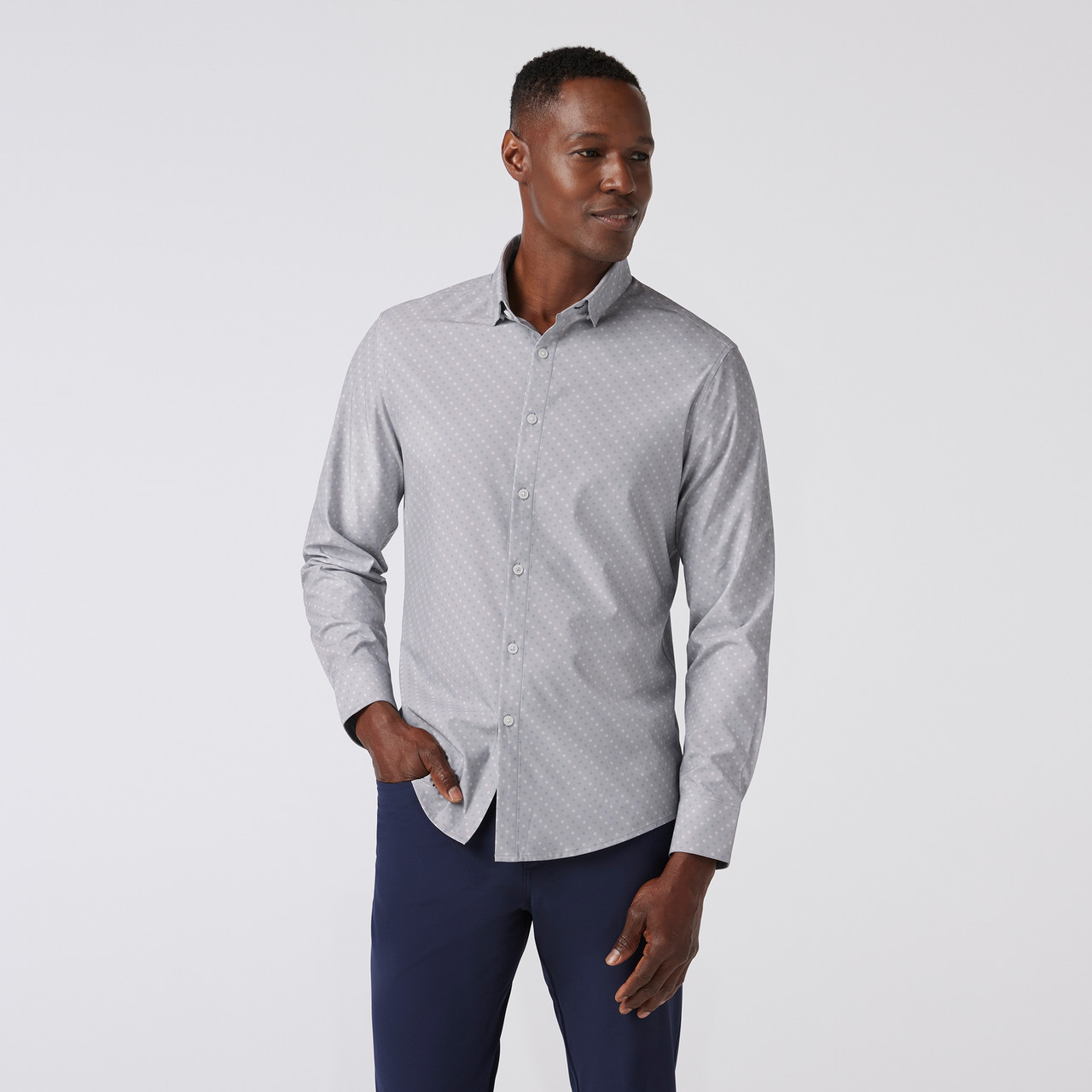 Mizzen and Main Silver Dotted Diamond Leeward No Tuck Shirt - 1WS-1903