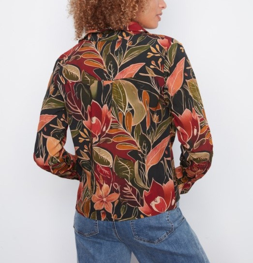 Charlie B Printed Longsleeve Shirt With Twisted Front