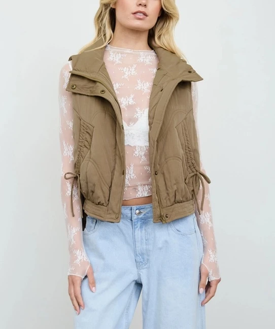 Blu Pepper Wave Quilted Vest