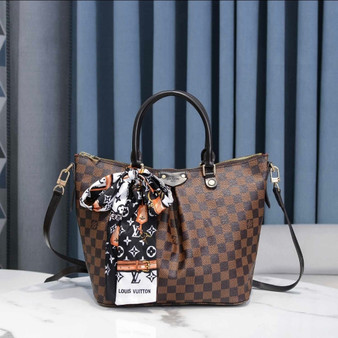 Designer handbag pre-order  / 1:1 quality / size 26*30cm / turnaround time 2-4 weeks