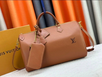 Designer handbag pre-order / 1:1 quality / 40 x 26 x 23CM / turnaround time 2-4 weeks / pc#2