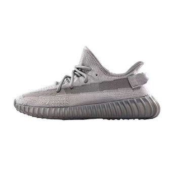 Designer sneakers pre-order  / 1:1 quality / turnaround time 2-4 weeks / pc2