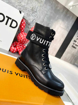 Designer boots pre-order / mirror quality (high quality) / turnaround time 2-4 weeks / pc2-1761418469
