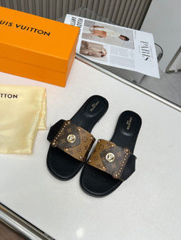Designer sandals pre-order /1.1 quality/ turnaround time 2 to 4 weeks/ PC2-1761418583