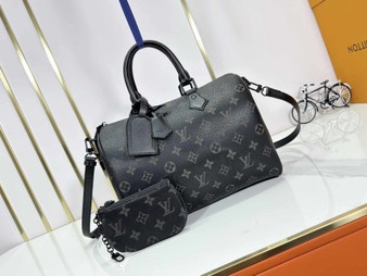 Designer handbag pre-order / 1:1 quality / turnaround time 2-4 week / size 30*21*17cm-1761408600