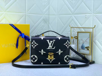 Designer handbag pre-order / 1:1 quality / turnaround time 2-4 weeks / size 25*19*7cm