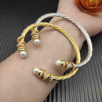 Designer bracelet pre-order / 1:1 quality / turnaround time 2-4 weeks /-1761422888