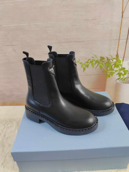 Designer boots pre-order / Mirror quality /  turnaround time 2-4 weeks