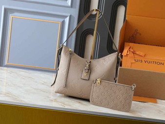 Designer handbag pre-order / 1:1 quality / turnaround time 2-4 weeks / size 29*24*12cm