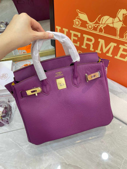 Designer handbag pre-order / mirror quality / turnaround time 2-4 weeks / size: 35 cm