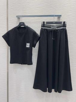 Two pc women's D*or set / 1:1 quality / turnaround time 2-4 weeks