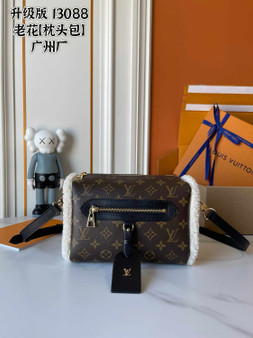 Designer handbag pre-order / 1:1 quality / turnaround time 2-4 weeks / size 27*24*19