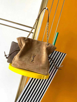 Designer handbag pre-order / Master quality / Turnaround time 2-4 weeks / size 27*29*11cm