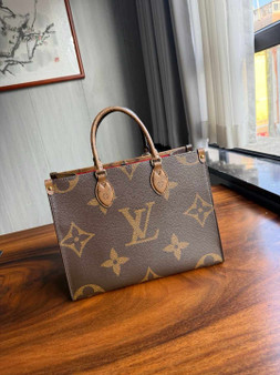 Designer handbag pre-order / TAT 2-4 weeks / Master quality / size 34*27*14cm