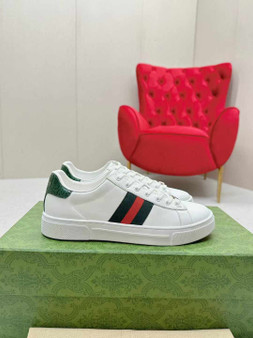 Designer sneakers pre-order / 1:1 quality / Turnaround time 2-4 weeks / 1