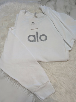 Adult crewneck A.L.O sweatshirt / Unisex fit / Turnaround time 2-4 weeks