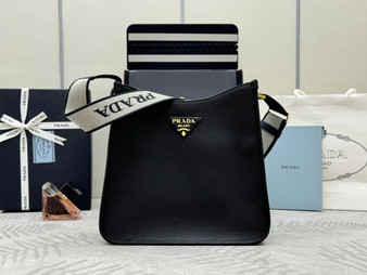 Designer handbag pre-order / Master quality / Size 30*28*12cm / Turnaround time 2-4 weeks